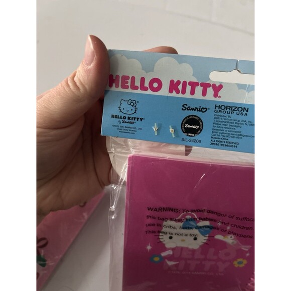 Early 2010s Hello Kitty Sanrio Note Pad Bundle - Picture 3 of 3